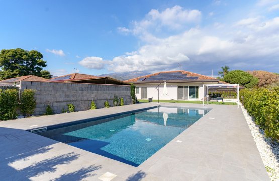 For sale Villa Mountain Aci Sant´Antonio Sicilia